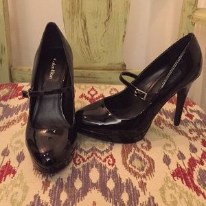 Calvin Klein Kalinda pumps size 7